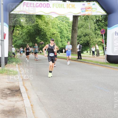 29.06.2025 - hella hamburg halbmarathon MichiJ http://msf.ph/oto/8211433 29.06.2025 10:23:08 Zwischen KM18-KM19 1080, 7534, 8312, 11227, 16243, 18837, 18906 meine-sportfotos.de