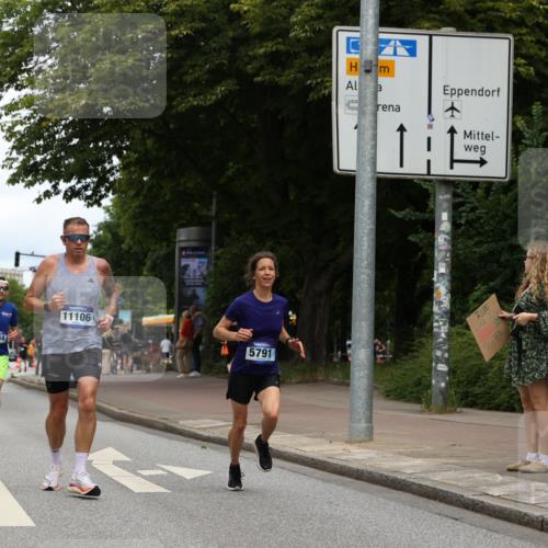 29.06.2025 - hella hamburg halbmarathon Yannick Fuchs http://msf.ph/oto/8211616 29.06.2025 10:32:26 20KM 1505, 2404, 3480, 3790, 5791, 7152, 7154, 7743, 9017, 9643, 9944, 10793, 10922, 11106, 11423, 12900, 13148, 13595, 13900, 14274, 15303, 15382, 15888, 16698, 17726, 18103, 18193, 18216, 18277 meine-sportfotos.de