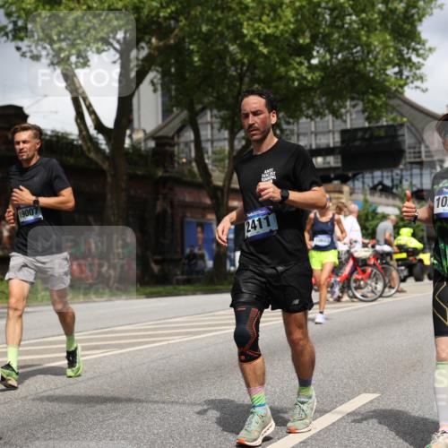 29.06.2025 - hella hamburg halbmarathon Yannick Fuchs http://msf.ph/oto/8211855 29.06.2025 10:45:20 20KM 1335, 1366, 2411, 2540, 2636, 2823, 2946, 4297, 4404, 4967, 5087, 5336, 5600, 5820, 7224, 7369, 7943, 8261, 8508, 8930, 8989, 9214, 9476, 9959, 10057, 10215, 10508, 10603, 10667, 10691, 10868, 11124, 11422, 11512, 11625, 11733, 12778, 13073, 13403, 14458, 15426, 15480, 15871, 15899, 16666, 16907, 17530, 17823, 18413, 18820, 19007, 19053 meine-sportfotos.de
