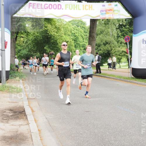 29.06.2025 - hella hamburg halbmarathon MichiJ http://msf.ph/oto/8211900 29.06.2025 10:23:13 Zwischen KM18-KM19 5550, 7901, 13771, 15268, 16243, 17751, 18837 meine-sportfotos.de