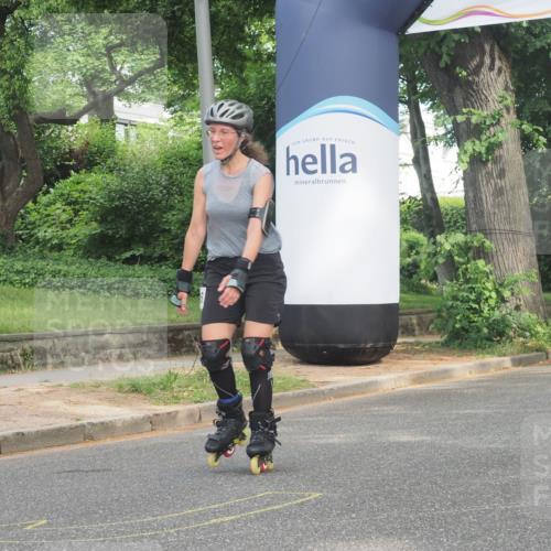 29.06.2025 - hella hamburg halbmarathon KatJ http://msf.ph/oto/8211956 29.06.2025 09:35:01 Zwischen KM18-KM19  meine-sportfotos.de