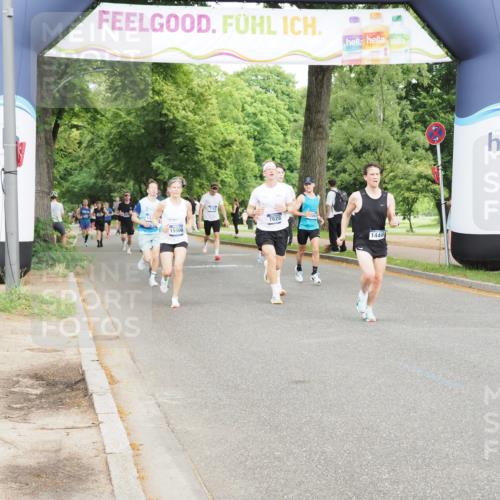 29.06.2025 - hella hamburg halbmarathon MichiJ http://msf.ph/oto/8212242 29.06.2025 10:23:16 Zwischen KM18-KM19 5550, 7628, 7901, 13771, 14448, 15268, 17751 meine-sportfotos.de