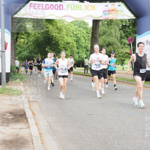 29.06.2025 - hella hamburg halbmarathon MichiJ http://msf.ph/oto/8212304 29.06.2025 10:23:17 Zwischen KM18-KM19 5550, 7628, 7901, 13493, 13771, 14448, 15268, 17751, 18026 meine-sportfotos.de