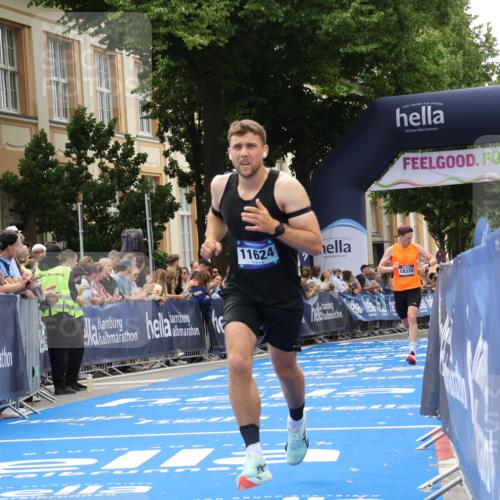 29.06.2025 - hella hamburg halbmarathon Strokosch-Dieckow http://msf.ph/oto/8212418 29.06.2025 10:22:57 Ziel 4128, 7862, 11624, 16548, 18328 meine-sportfotos.de