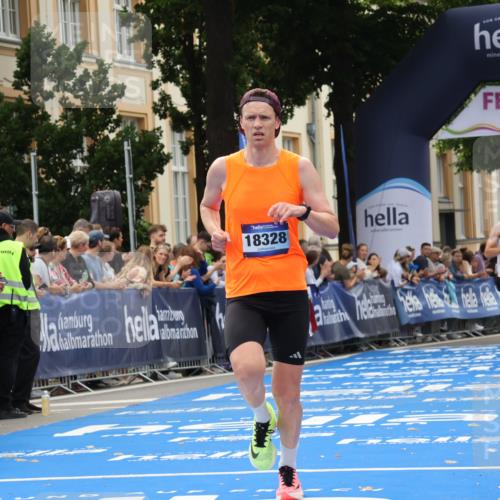 29.06.2025 - hella hamburg halbmarathon Strokosch-Dieckow http://msf.ph/oto/8212506 29.06.2025 10:23:00 Ziel 4128, 7862, 11624, 18328, 18930 meine-sportfotos.de