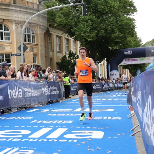 29.06.2025 - hella hamburg halbmarathon Strokosch-Dieckow http://msf.ph/oto/8212535 29.06.2025 10:23:01 Ziel 4128, 7862, 11624, 18328, 18930 meine-sportfotos.de