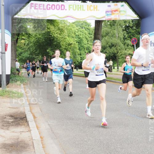 29.06.2025 - hella hamburg halbmarathon MichiJ http://msf.ph/oto/8212546 29.06.2025 10:23:18 Zwischen KM18-KM19 5550, 7628, 13493, 13494, 13771, 14448, 15268, 15500, 18026 meine-sportfotos.de