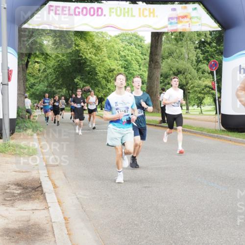 29.06.2025 - hella hamburg halbmarathon MichiJ http://msf.ph/oto/8212620 29.06.2025 10:23:19 Zwischen KM18-KM19 1743, 5550, 7628, 13167, 13493, 13494, 13771, 14448, 15268, 15500, 18026 meine-sportfotos.de