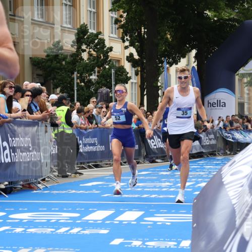 29.06.2025 - hella hamburg halbmarathon Strokosch-Dieckow http://msf.ph/oto/8212942 29.06.2025 10:23:26 Ziel 35, 52, 9385, 16169, 17771, 19078 meine-sportfotos.de