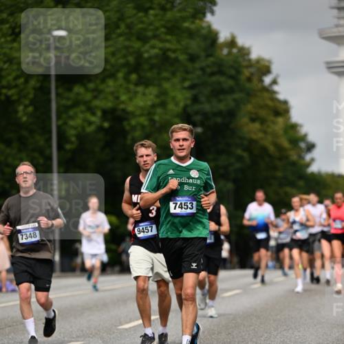 29.06.2025 - hella hamburg halbmarathon Dr. Thomas Lammeyer http://msf.ph/oto/8212958 29.06.2025 10:12:43 Kennedybrücke 1147, 1188, 1527, 2190, 2427, 2978, 4859, 5100, 5885, 6590, 6674, 6918, 7198, 7348, 7453, 9457, 9616, 9718, 9823, 9966, 10092, 10857 meine-sportfotos.de