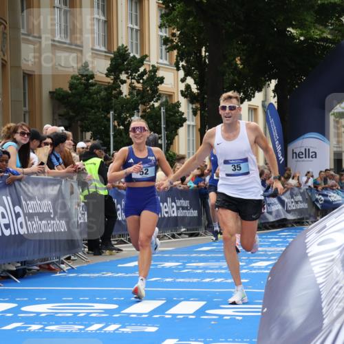 29.06.2025 - hella hamburg halbmarathon Strokosch-Dieckow http://msf.ph/oto/8212967 29.06.2025 10:23:27 Ziel 35, 52, 9385, 16169, 17771, 19078 meine-sportfotos.de