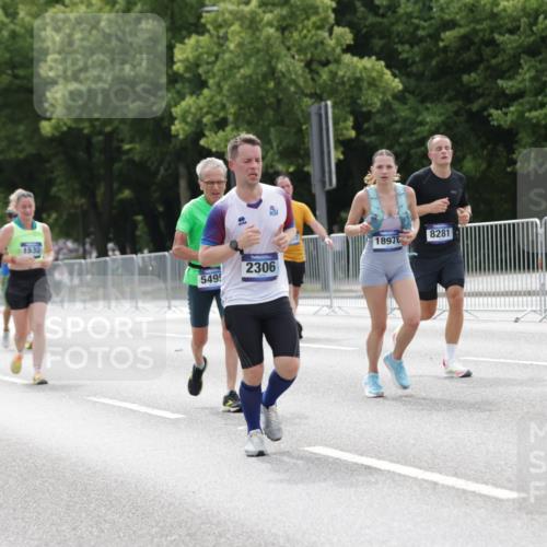 29.06.2025 - hella hamburg halbmarathon Jannik Wohlers http://msf.ph/oto/8212976 29.06.2025 10:26:41 Lombardsbrücke 1530, 1793, 1973, 2045, 2306, 4358, 5494, 5495, 5707, 6259, 6637, 7234, 7314, 8056, 8281, 9349, 10077, 10465, 11110, 13462, 14020, 14021, 15108, 15641, 16479, 17049, 17445, 18962, 18976, 18978 meine-sportfotos.de
