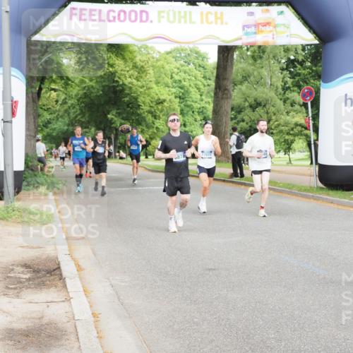 29.06.2025 - hella hamburg halbmarathon MichiJ http://msf.ph/oto/8213027 29.06.2025 10:23:22 Zwischen KM18-KM19 1743, 7628, 11019, 13167, 13493, 13494, 14448, 15500, 18026, 19022 meine-sportfotos.de