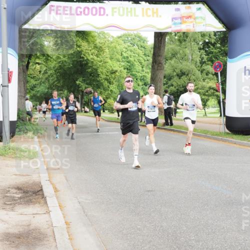 29.06.2025 - hella hamburg halbmarathon MichiJ http://msf.ph/oto/8213050 29.06.2025 10:23:22 Zwischen KM18-KM19 1743, 7628, 11019, 13167, 13493, 13494, 14448, 15500, 18026, 19022 meine-sportfotos.de