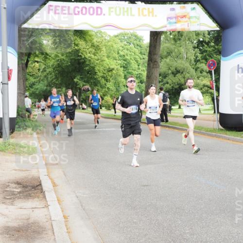 29.06.2025 - hella hamburg halbmarathon MichiJ http://msf.ph/oto/8213107 29.06.2025 10:23:22 Zwischen KM18-KM19 1743, 7628, 11019, 13167, 13493, 13494, 14448, 15500, 18026, 19022 meine-sportfotos.de