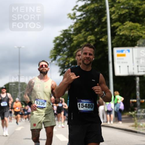 29.06.2025 - hella hamburg halbmarathon Yannick Fuchs http://msf.ph/oto/8213117 29.06.2025 10:45:24 20KM 1335, 1366, 2411, 2636, 2718, 2823, 2946, 4033, 4297, 4404, 4839, 4967, 5087, 5336, 5600, 5820, 7224, 7943, 8261, 8508, 8930, 8989, 9214, 9476, 9739, 9793, 9959, 10057, 10215, 10508, 10603, 10667, 10691, 10868, 11124, 11512, 11625, 11733, 12450, 12778, 13073, 13403, 13707, 13799, 14012, 14248, 14458, 15426, 15480, 15496, 15871, 15899, 16666, 16907, 17131, 17530, 17823, 18820, 19007, 19020, 19053 meine-sportfotos.de