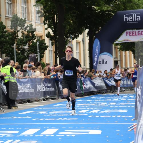 29.06.2025 - hella hamburg halbmarathon Strokosch-Dieckow http://msf.ph/oto/8213219 29.06.2025 10:23:39 Ziel 5301, 6699, 7834, 9151, 16169 meine-sportfotos.de