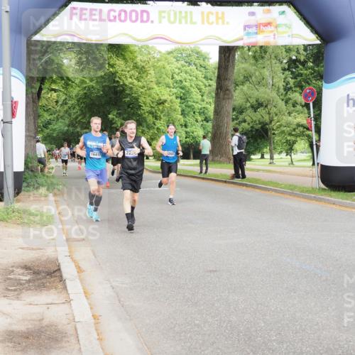 29.06.2025 - hella hamburg halbmarathon MichiJ http://msf.ph/oto/8213292 29.06.2025 10:23:24 Zwischen KM18-KM19 1743, 5269, 7628, 11019, 13167, 13493, 13494, 15500, 17877, 18026, 19022 meine-sportfotos.de