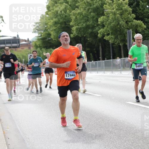 29.06.2025 - hella hamburg halbmarathon Jannik Wohlers http://msf.ph/oto/8213334 29.06.2025 10:26:42 Lombardsbrücke 1530, 1793, 2045, 2306, 2775, 4358, 5494, 5495, 5707, 6259, 6637, 7234, 7314, 8056, 8281, 9349, 10077, 10465, 11110, 13462, 14020, 14021, 15108, 15641, 16479, 17049, 17445, 18976, 18978 meine-sportfotos.de