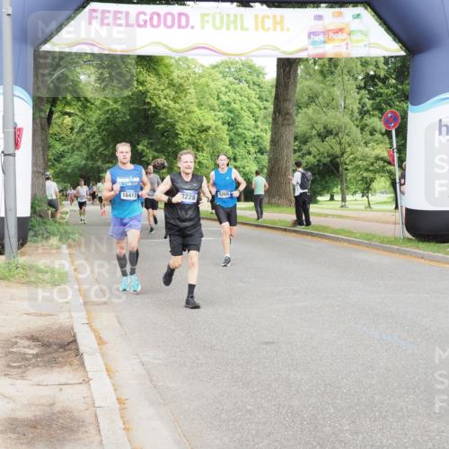29.06.2025 - hella hamburg halbmarathon MichiJ http://msf.ph/oto/8213369 29.06.2025 10:23:24 Zwischen KM18-KM19 1743, 5269, 7628, 11019, 13167, 13493, 13494, 15500, 17877, 18026, 19022 meine-sportfotos.de