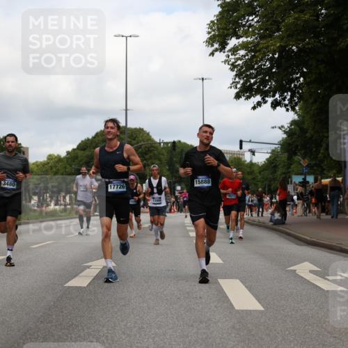 29.06.2025 - hella hamburg halbmarathon Yannick Fuchs http://msf.ph/oto/8213404 29.06.2025 10:32:35 20KM 1505, 3480, 5791, 7152, 7154, 7229, 7743, 8002, 8571, 9171, 9643, 9944, 10793, 10922, 11106, 11952, 13148, 13595, 13900, 14274, 15303, 15382, 15888, 16698, 17726, 18193, 18276, 18277, 18529, 18584, 18723 meine-sportfotos.de