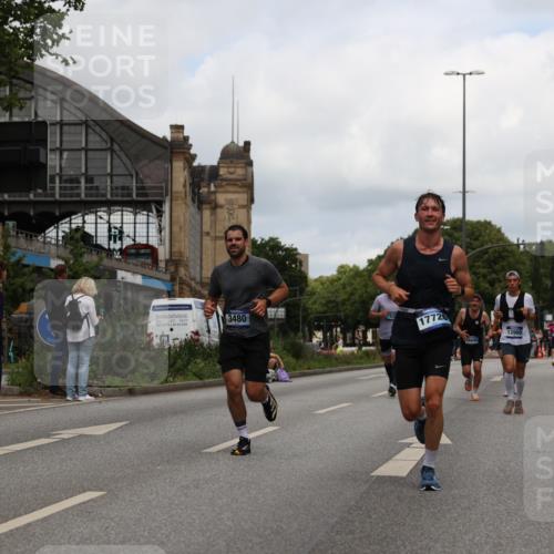 29.06.2025 - hella hamburg halbmarathon Yannick Fuchs http://msf.ph/oto/8213460 29.06.2025 10:32:35 20KM 1505, 3480, 5791, 7152, 7154, 7229, 7743, 8002, 8571, 9171, 9643, 9944, 10793, 10922, 11106, 11952, 13148, 13595, 13900, 14274, 15303, 15382, 15888, 16698, 17726, 18193, 18276, 18277, 18529, 18584, 18723 meine-sportfotos.de