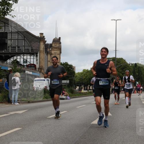 29.06.2025 - hella hamburg halbmarathon Yannick Fuchs http://msf.ph/oto/8213495 29.06.2025 10:32:35 20KM 1505, 3480, 5791, 7152, 7154, 7229, 7743, 8002, 8571, 9171, 9643, 9944, 10793, 10922, 11106, 11952, 13148, 13595, 13900, 14274, 15303, 15382, 15888, 16698, 17726, 18193, 18276, 18277, 18529, 18584, 18723 meine-sportfotos.de
