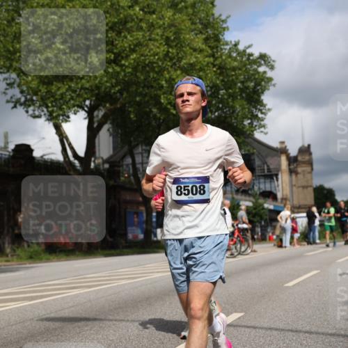 29.06.2025 - hella hamburg halbmarathon Yannick Fuchs http://msf.ph/oto/8213525 29.06.2025 10:45:26 20KM 1335, 1366, 2411, 2636, 2718, 2823, 2946, 4033, 4297, 4404, 4839, 4967, 5087, 5336, 5600, 5820, 7224, 7943, 8508, 8930, 8989, 9214, 9476, 9739, 9793, 9959, 10057, 10215, 10508, 10603, 10667, 10691, 10868, 11124, 11512, 11625, 11733, 12450, 13073, 13403, 13707, 13799, 14012, 14248, 14458, 14994, 15426, 15480, 15496, 15871, 15899, 16666, 16907, 17131, 17530, 17823, 18820, 19007, 19020, 19053 meine-sportfotos.de
