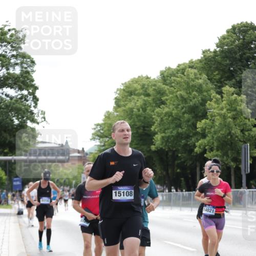 29.06.2025 - hella hamburg halbmarathon Jannik Wohlers http://msf.ph/oto/8213600 29.06.2025 10:26:46 Lombardsbrücke 1530, 1793, 2306, 2775, 4358, 5494, 5495, 5707, 6259, 6637, 7234, 7314, 7944, 8056, 8281, 9349, 10077, 10465, 11110, 11766, 13462, 14020, 14021, 15108, 15641, 17049, 17445, 18976 meine-sportfotos.de