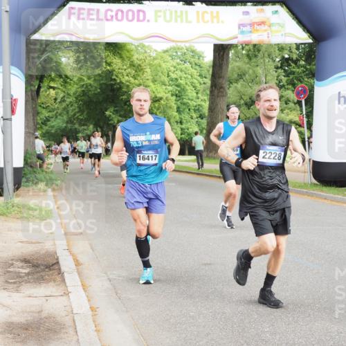 29.06.2025 - hella hamburg halbmarathon MichiJ http://msf.ph/oto/8213632 29.06.2025 10:23:25 Zwischen KM18-KM19 1743, 5269, 11019, 13167, 13493, 13494, 15500, 16417, 17877, 18026, 19022 meine-sportfotos.de