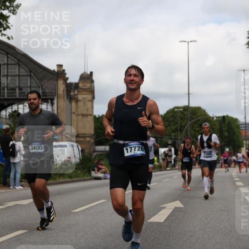 29.06.2025 - hella hamburg halbmarathon Yannick Fuchs http://msf.ph/oto/8213674 29.06.2025 10:32:36 20KM 1505, 3480, 7152, 7154, 7229, 7743, 8002, 8571, 9171, 9643, 9944, 10793, 10922, 11106, 11952, 13148, 13595, 13900, 14274, 15303, 15382, 15888, 16698, 17726, 18193, 18276, 18277, 18529, 18584, 18723 meine-sportfotos.de