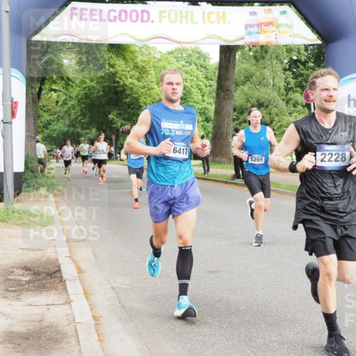 29.06.2025 - hella hamburg halbmarathon MichiJ http://msf.ph/oto/8213685 29.06.2025 10:23:26 Zwischen KM18-KM19 1743, 5269, 11019, 11230, 13167, 13494, 15500, 16417, 17877, 19022 meine-sportfotos.de