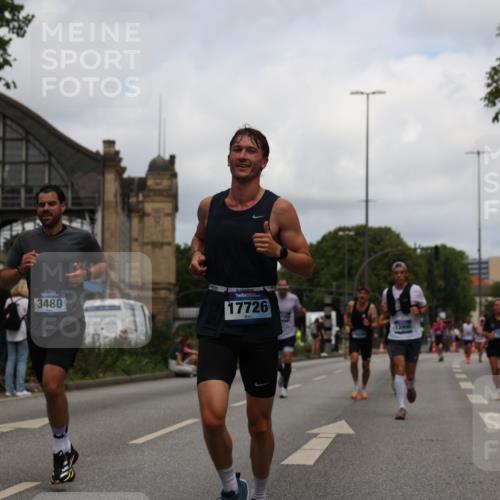 29.06.2025 - hella hamburg halbmarathon Yannick Fuchs http://msf.ph/oto/8213720 29.06.2025 10:32:36 20KM 1505, 3480, 7152, 7154, 7229, 7743, 8002, 8571, 9171, 9643, 9944, 10793, 10922, 11106, 11952, 13148, 13595, 13900, 14274, 15303, 15382, 15888, 16698, 17726, 18193, 18276, 18277, 18529, 18584, 18723 meine-sportfotos.de