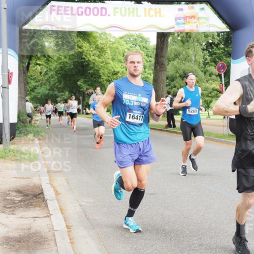 29.06.2025 - hella hamburg halbmarathon MichiJ http://msf.ph/oto/8213721 29.06.2025 10:23:26 Zwischen KM18-KM19 1743, 5269, 11019, 11230, 13167, 13494, 15500, 16417, 17877, 19022 meine-sportfotos.de