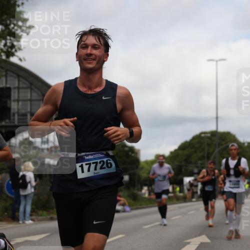 29.06.2025 - hella hamburg halbmarathon Yannick Fuchs http://msf.ph/oto/8213900 29.06.2025 10:32:36 20KM 1505, 3480, 7152, 7154, 7229, 7743, 8002, 8571, 9171, 9643, 9944, 10793, 10922, 11106, 11952, 13148, 13595, 13900, 14274, 15303, 15382, 15888, 16698, 17726, 18193, 18276, 18277, 18529, 18584, 18723 meine-sportfotos.de