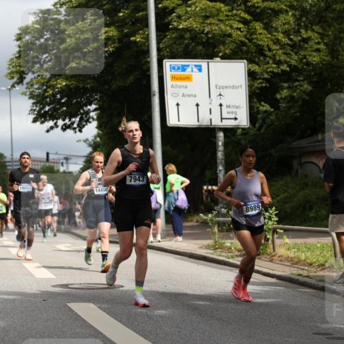 29.06.2025 - hella hamburg halbmarathon Yannick Fuchs http://msf.ph/oto/8213909 29.06.2025 10:45:28 20KM 1335, 1366, 2636, 2718, 2823, 2946, 4033, 4297, 4404, 4839, 4967, 5087, 5336, 5600, 5820, 7224, 7943, 8508, 8856, 8930, 8989, 9214, 9476, 9656, 9739, 9793, 9869, 9959, 10057, 10508, 10603, 10667, 10691, 10868, 11124, 11512, 11625, 11733, 12450, 13073, 13403, 13707, 13726, 13799, 14012, 14248, 14458, 14994, 15426, 15480, 15496, 15871, 15899, 16666, 16907, 17131, 17530, 18820, 19007, 19020, 19053 meine-sportfotos.de