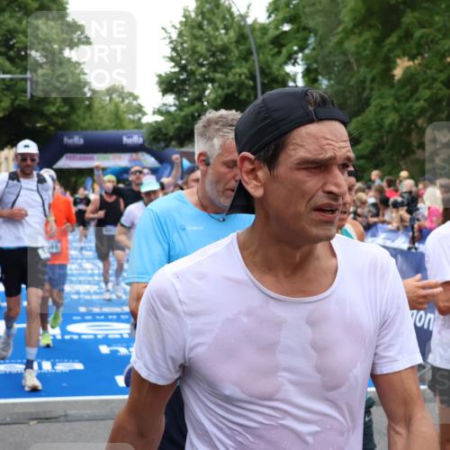 29.06.2025 - hella hamburg halbmarathon Zöllner http://msf.ph/oto/8213917 29.06.2025 10:50:44 Ziel 1399, 2234, 2788, 4346, 6662, 6712, 7134, 7583, 7786, 7952, 9057, 11356, 13701, 13808, 13875, 15519, 16291, 17908, 18229, 18413, 18820 meine-sportfotos.de