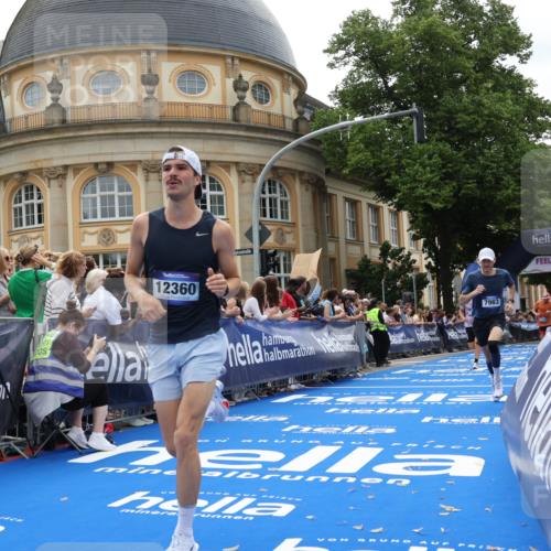 29.06.2025 - hella hamburg halbmarathon Strokosch-Dieckow http://msf.ph/oto/8213944 29.06.2025 10:23:57 Ziel 7963, 11194, 12360, 13440, 14753 meine-sportfotos.de
