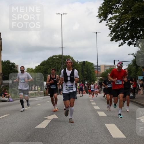 29.06.2025 - hella hamburg halbmarathon Yannick Fuchs http://msf.ph/oto/8214091 29.06.2025 10:32:37 20KM 1505, 3480, 7152, 7154, 7229, 7743, 8002, 8571, 9171, 9643, 9944, 10793, 10922, 11106, 11952, 13595, 13900, 14274, 14992, 15303, 15382, 15888, 16698, 17726, 18193, 18276, 18277, 18529, 18584, 18723 meine-sportfotos.de