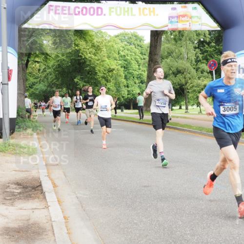 29.06.2025 - hella hamburg halbmarathon MichiJ http://msf.ph/oto/8214184 29.06.2025 10:23:28 Zwischen KM18-KM19 3005, 5269, 11019, 11230, 16417, 17877, 19022 meine-sportfotos.de