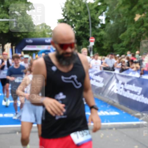 29.06.2025 - hella hamburg halbmarathon Zöllner http://msf.ph/oto/8214265 29.06.2025 10:50:52 Ziel 1466, 2234, 3947, 4839, 5018, 5115, 7052, 8205, 8657, 10750, 15395, 15426, 15720, 17129, 17908, 18182, 18229, 18370 meine-sportfotos.de