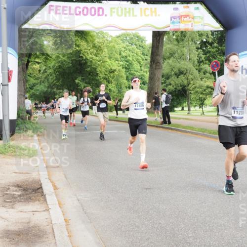 29.06.2025 - hella hamburg halbmarathon MichiJ http://msf.ph/oto/8214270 29.06.2025 10:23:29 Zwischen KM18-KM19 3005, 5269, 11019, 11230, 16417, 17877 meine-sportfotos.de