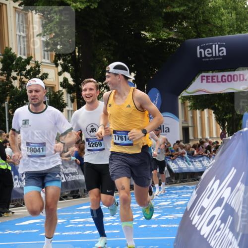 29.06.2025 - hella hamburg halbmarathon Strokosch-Dieckow http://msf.ph/oto/8214351 29.06.2025 10:24:10 Ziel 5612, 6816, 7331, 9269, 10234, 17614, 18569, 19041 meine-sportfotos.de