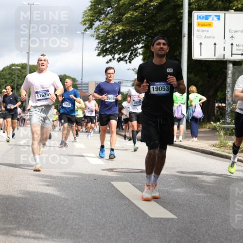 29.06.2025 - hella hamburg halbmarathon Yannick Fuchs http://msf.ph/oto/8214356 29.06.2025 10:45:31 20KM 1335, 1366, 2636, 2718, 2823, 2946, 4033, 4297, 4404, 4839, 4967, 5087, 5336, 5600, 5820, 6776, 7224, 7786, 7943, 8508, 8856, 8930, 8989, 9074, 9214, 9476, 9656, 9739, 9793, 9869, 9959, 10057, 10508, 10667, 10691, 10868, 11124, 11625, 11733, 12450, 13073, 13403, 13707, 13726, 13799, 14012, 14248, 14458, 14865, 14994, 15426, 15480, 15496, 15871, 15899, 16666, 16907, 17131, 17530, 17682, 17962, 18820, 19020, 19053 meine-sportfotos.de