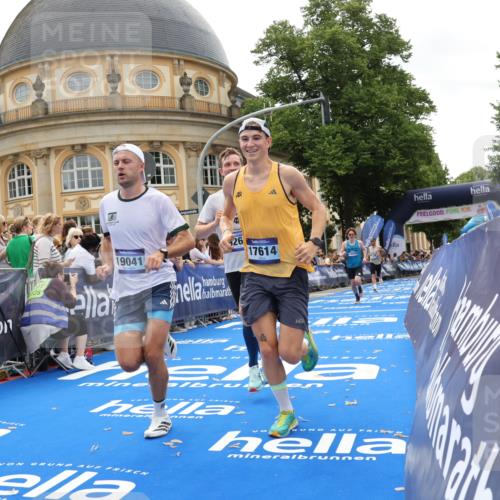 29.06.2025 - hella hamburg halbmarathon Strokosch-Dieckow http://msf.ph/oto/8214425 29.06.2025 10:24:11 Ziel 5612, 6816, 7331, 9269, 10234, 17614, 18569, 19041 meine-sportfotos.de