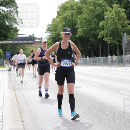 29.06.2025 - hella hamburg halbmarathon Jannik Wohlers http://msf.ph/oto/8214587 29.06.2025 10:26:52 Lombardsbrücke 1530, 2306, 2775, 5495, 5707, 5825, 6259, 7234, 7314, 7944, 8281, 9349, 10077, 11766, 14020, 14021, 15108, 15641, 17049, 17445, 18097, 18976 meine-sportfotos.de