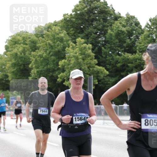 29.06.2025 - hella hamburg halbmarathon Jannik Wohlers http://msf.ph/oto/8214883 29.06.2025 10:26:54 Lombardsbrücke 1530, 2306, 2775, 5707, 5825, 6259, 7234, 7314, 7944, 8281, 9349, 10077, 11256, 11766, 14020, 14021, 15641, 17445, 18097, 18976 meine-sportfotos.de