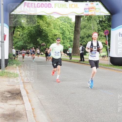 29.06.2025 - hella hamburg halbmarathon MichiJ http://msf.ph/oto/8214929 29.06.2025 10:23:34 Zwischen KM18-KM19 3005, 4477, 5152, 11230, 11661, 14069, 17489 meine-sportfotos.de
