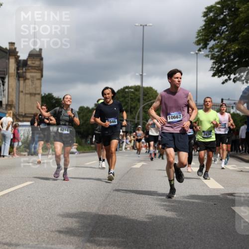 29.06.2025 - hella hamburg halbmarathon Yannick Fuchs http://msf.ph/oto/8214937 29.06.2025 10:45:33 20KM 1335, 2636, 2718, 2823, 2946, 4033, 4297, 4404, 4839, 4967, 5087, 5336, 5600, 5820, 6776, 7224, 7786, 7943, 8413, 8856, 8930, 8989, 9074, 9214, 9476, 9656, 9739, 9793, 9869, 9959, 10057, 10508, 10667, 10691, 10868, 11124, 11625, 12224, 12450, 13403, 13707, 13726, 13799, 14012, 14248, 14458, 14865, 14994, 15426, 15496, 15643, 15899, 16666, 16907, 17131, 17530, 17682, 17962, 17978, 18019, 18820, 19020, 19053 meine-sportfotos.de