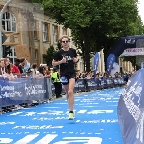 29.06.2025 - hella hamburg halbmarathon Strokosch-Dieckow http://msf.ph/oto/8214977 29.06.2025 10:24:32 Ziel 2892, 7855, 14506 meine-sportfotos.de